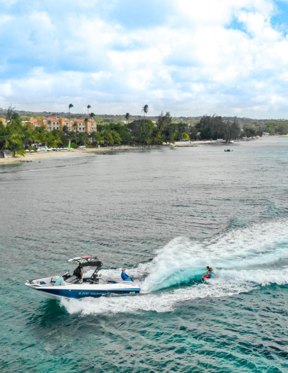 Port Ferdinand Marina & Luxury Residences เซนต์ปีเตอร์ ภายนอก รูปภาพ